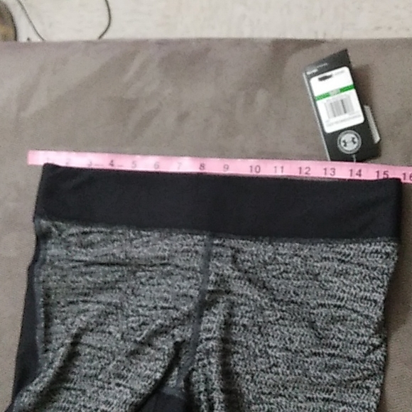 Nwt under Armour women UA compression size large legging - Picture 11 of 12